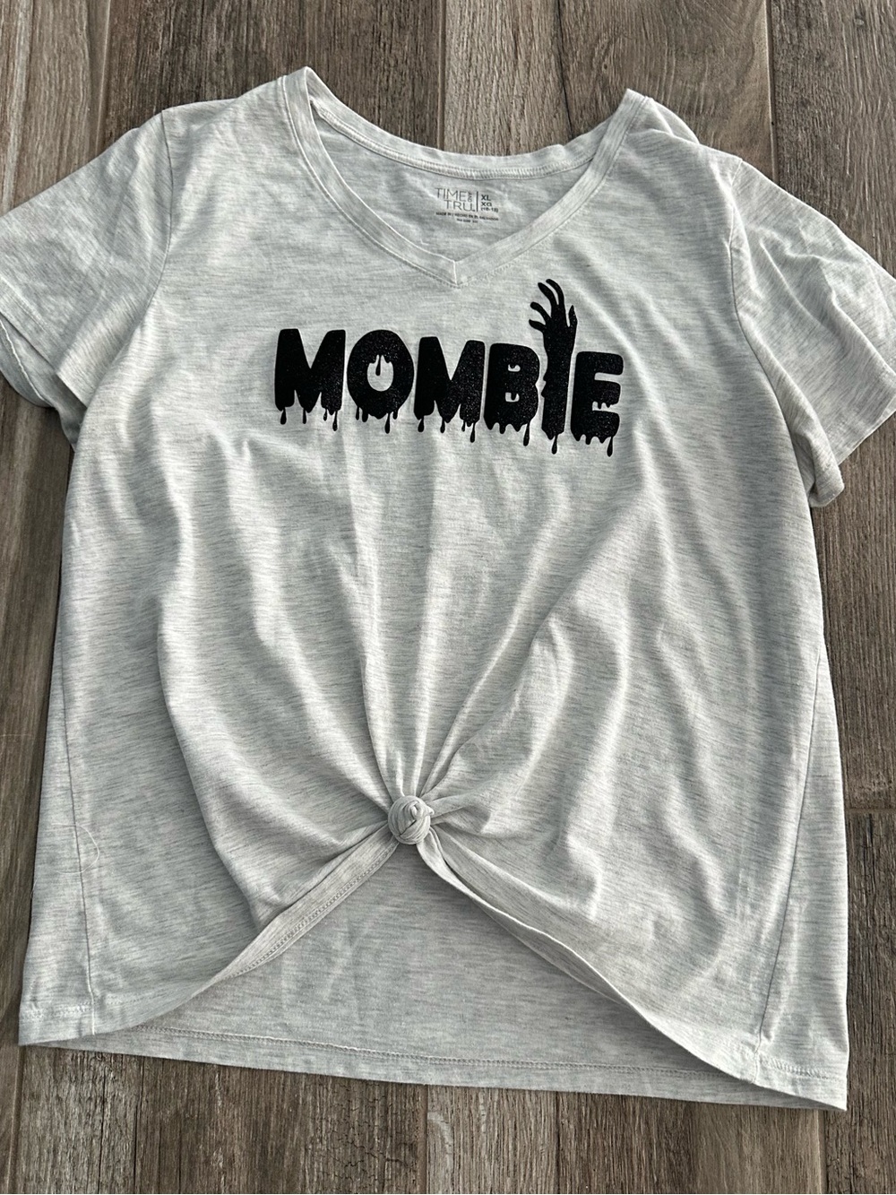 Halloween 'Mombie' Graphic Tee - Light Gray